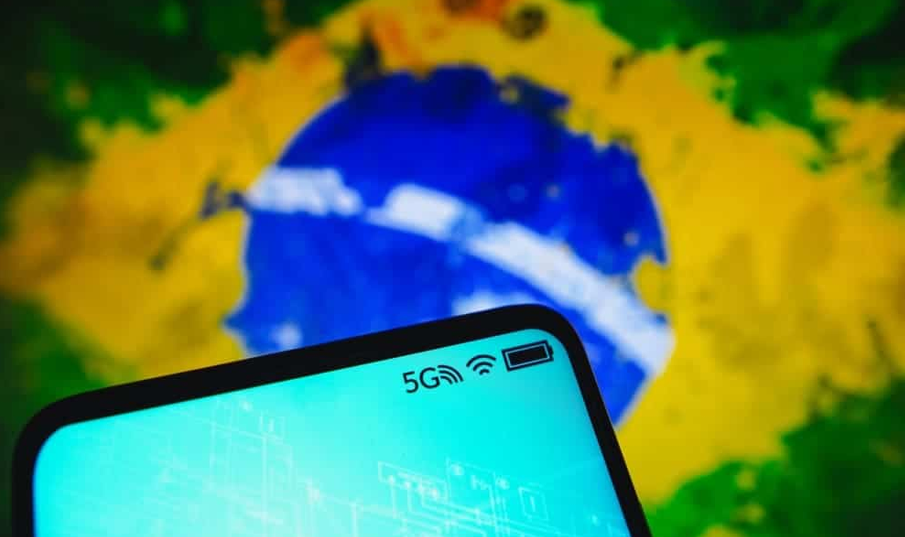 Acesso à internet cresce no Brasil, em 2022, em todas as faixas etárias, aponta IBGE