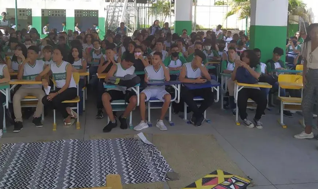 Educação antirracista perde espaço nas escolas 2 décadas após lei que obriga ensino de história afro-brasileira