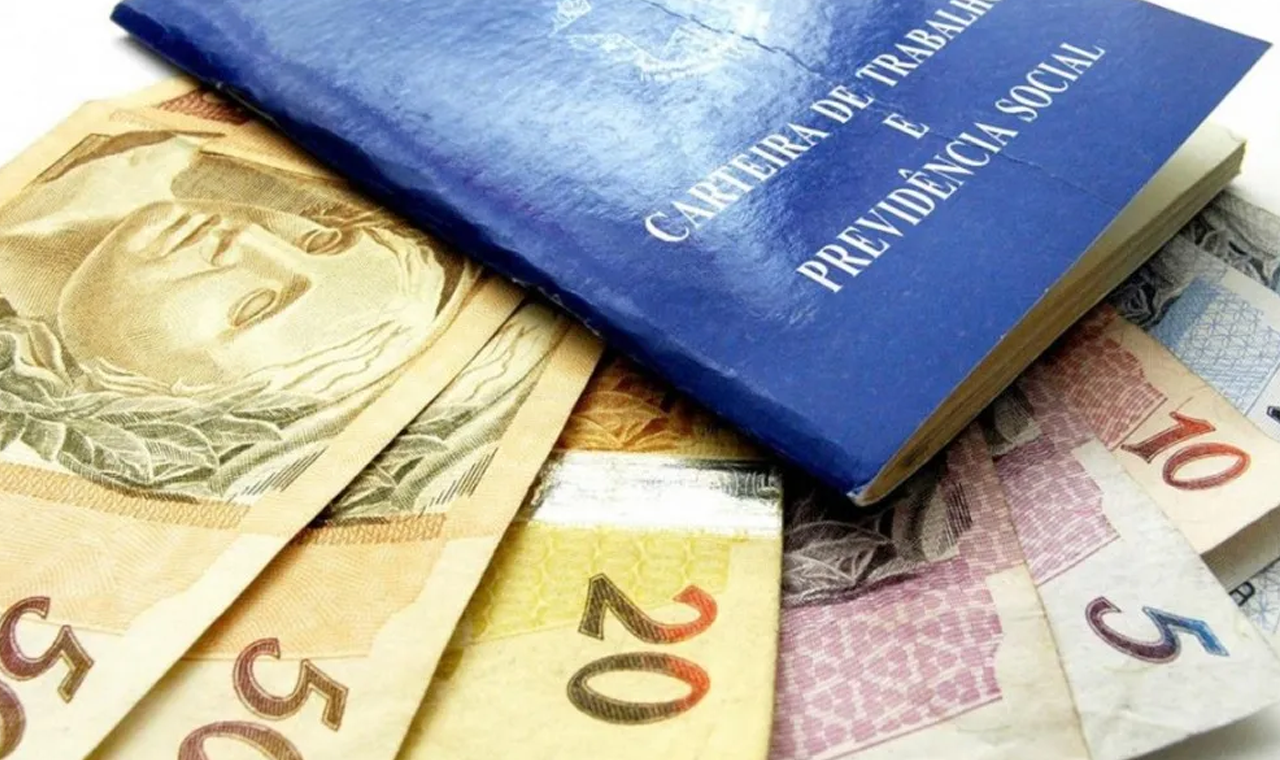 Prazo para pagamento da 2ª parcela do 13º salário termina nesta quarta-feira; veja o que fazer se você não receber