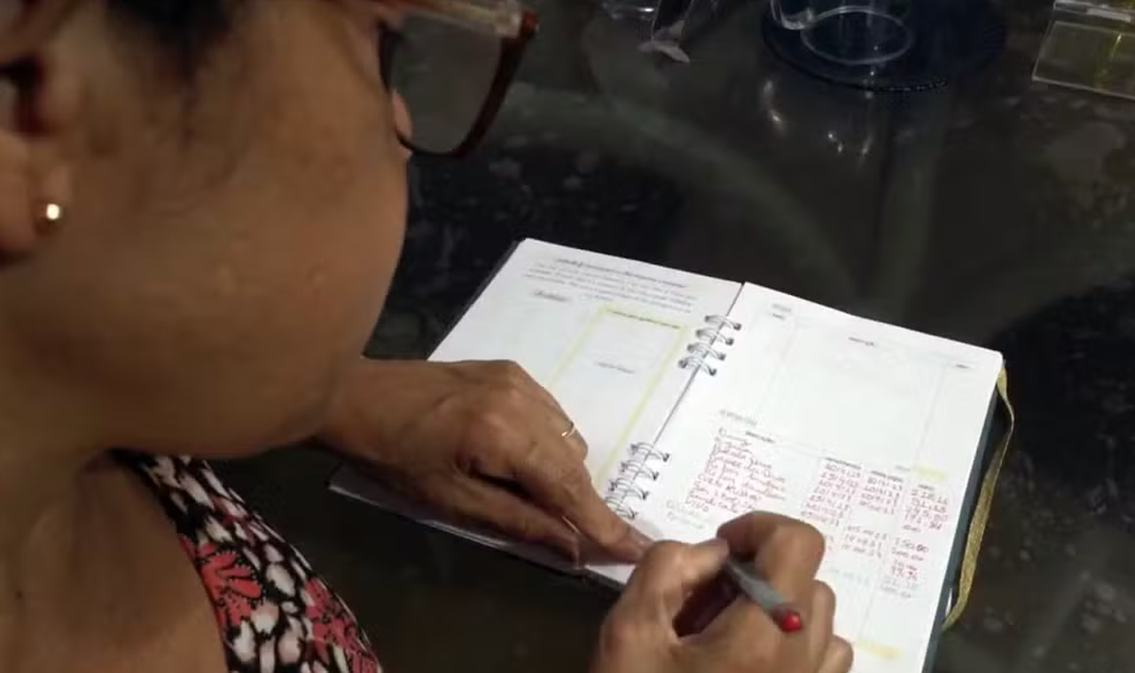MEIs têm até esta quarta-feira (31) para regularizar dívidas e voltar ao Simples Nacional; veja como