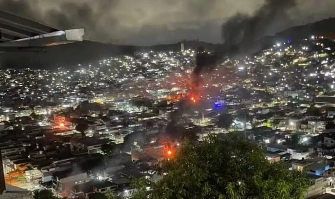 Polícia faz operação em comunidades do Rio; 4 são mortos em cerco, e PM é baleado em confronto