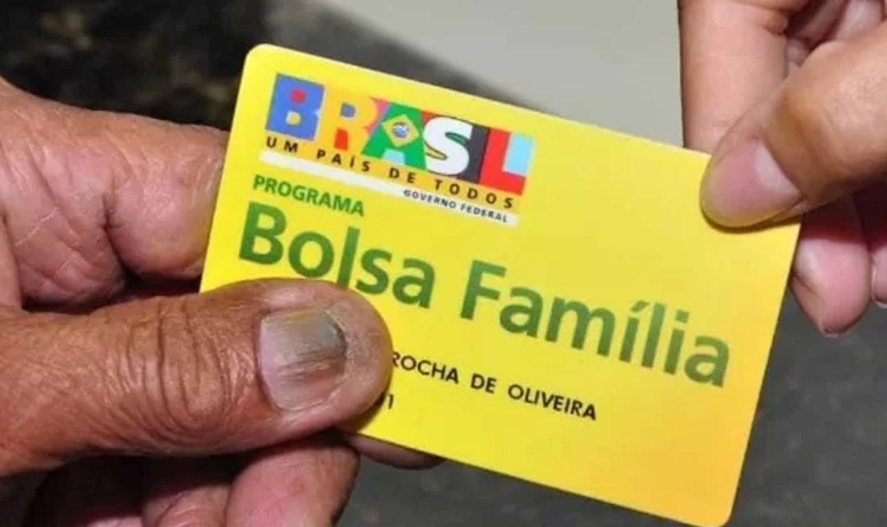 Revisão do cadastro do Bolsa Família exclui 1,73 milhão de famílias 'unipessoais' em 2023