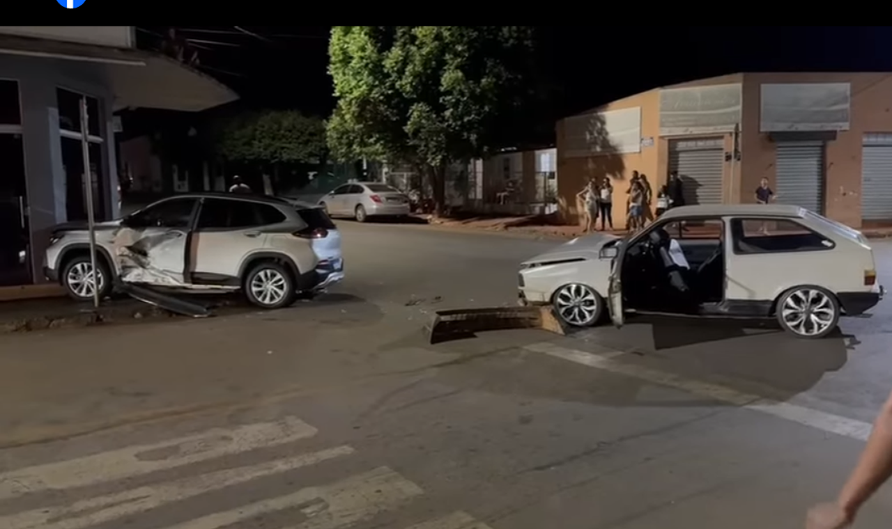 Acidente de Trânsito na Av. José Salomão Lemos da Silva - Centro de Quirinópolis