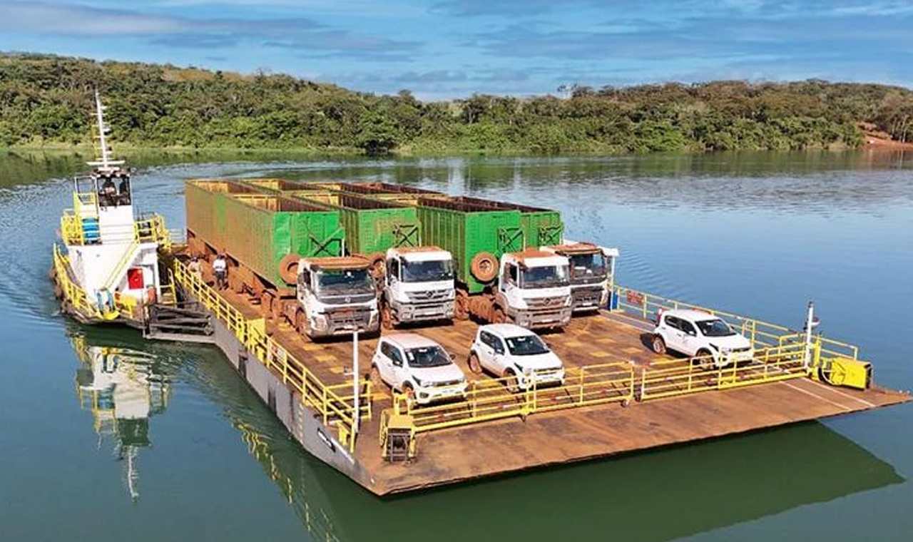 SJC Bioenergia Inicia Operação com Balsa no Rio Paranaíba