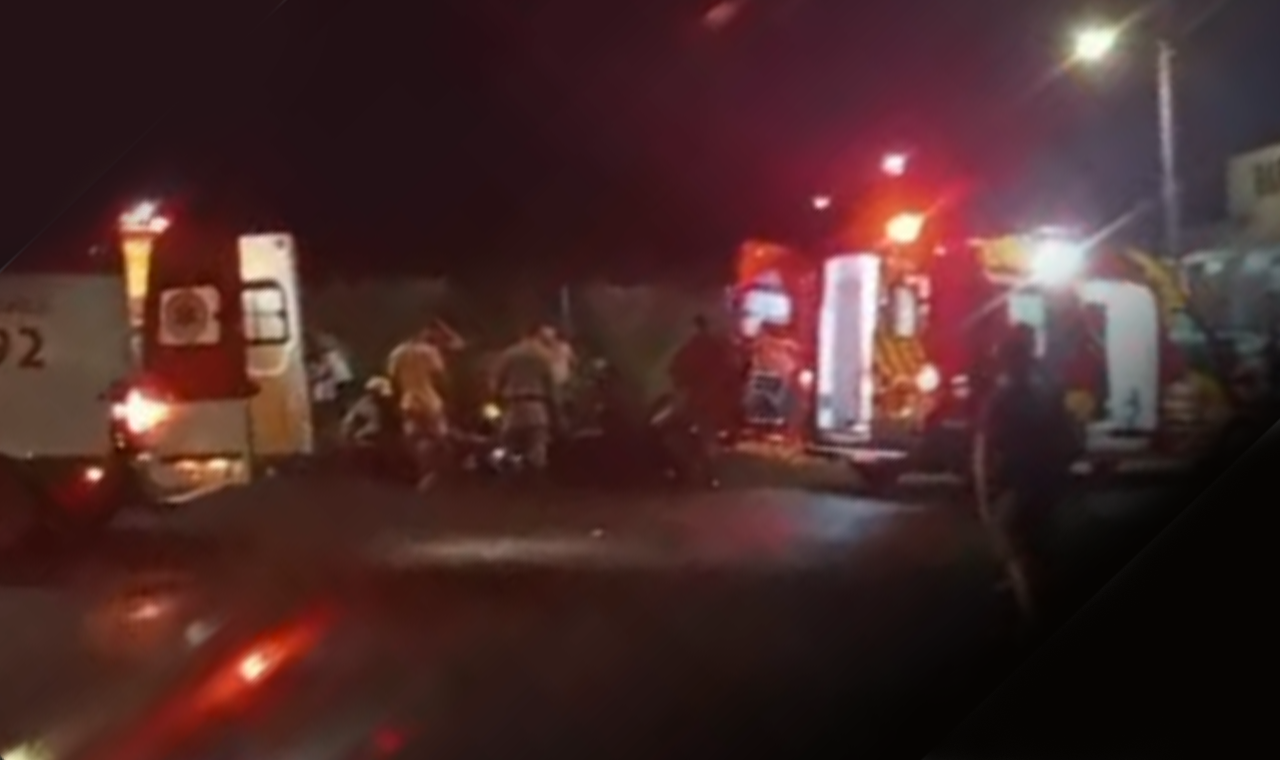 COLISÃO FRONTAL COM VÍTIMAS REGISTRADO NA AVENIDA JOÃO FRATARI