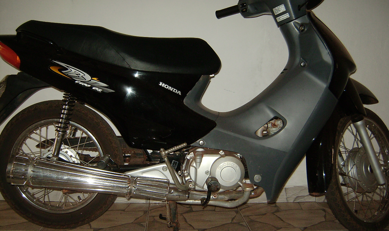 MOTOCICLETA COM PLACA ADULTERADA É APREENDIDA EM QUIRINÓPOLIS