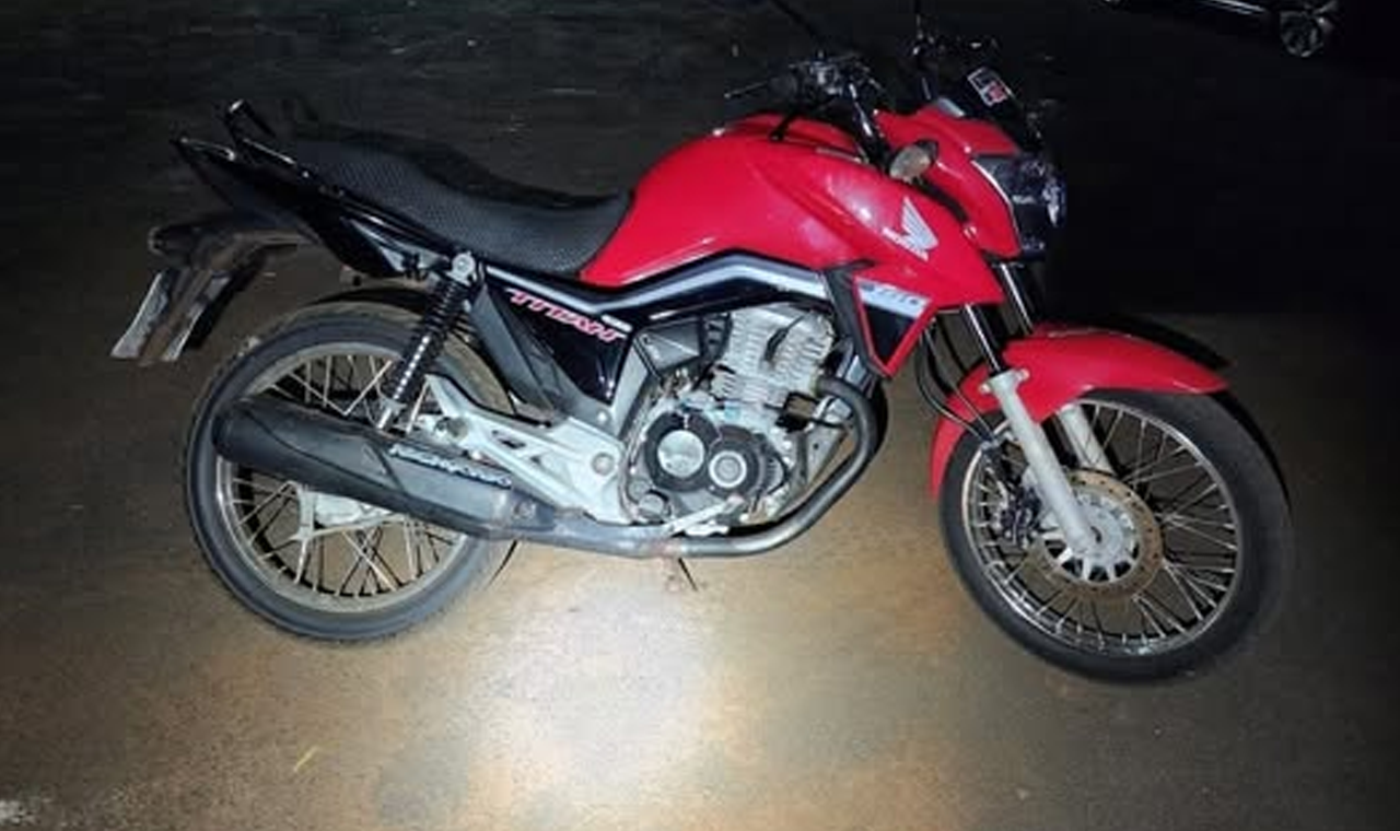 JOVEM É PRESO EM FLAGRANTE APÓS FURTAR MOTOCICLETA EM QUIRINÓPOLIS