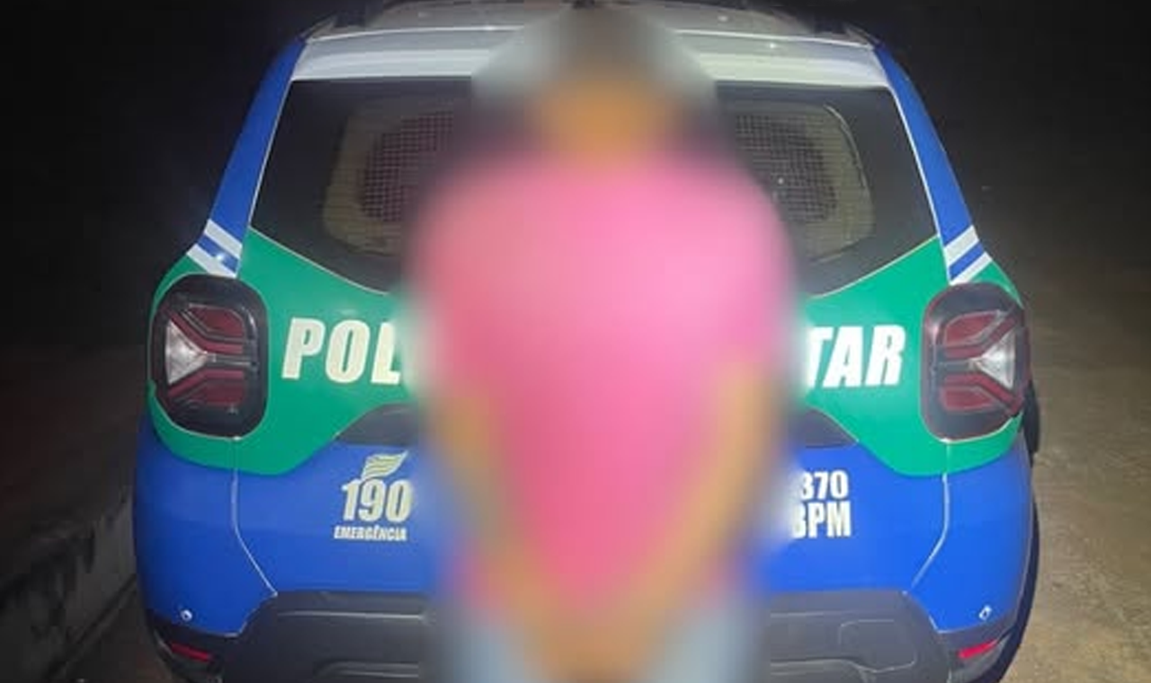 HOMEM É PRESO NO CENTRO DE QUIRINÓPOLIS, POR MANDADO JUDICIAL EM ABERTO