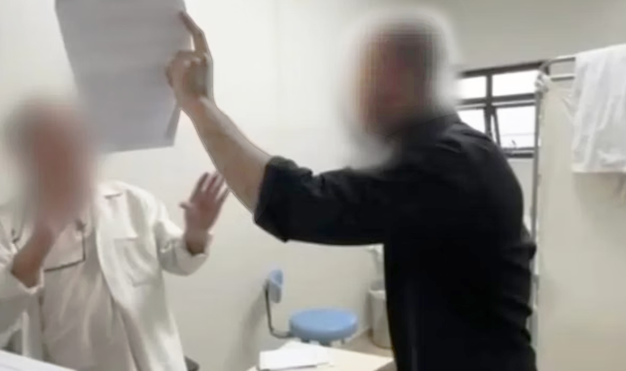 MÉDICO É AMEAÇADO DURANTE ATENDIMENTO EM HOSPITAL DE GOUVELÂNDIA