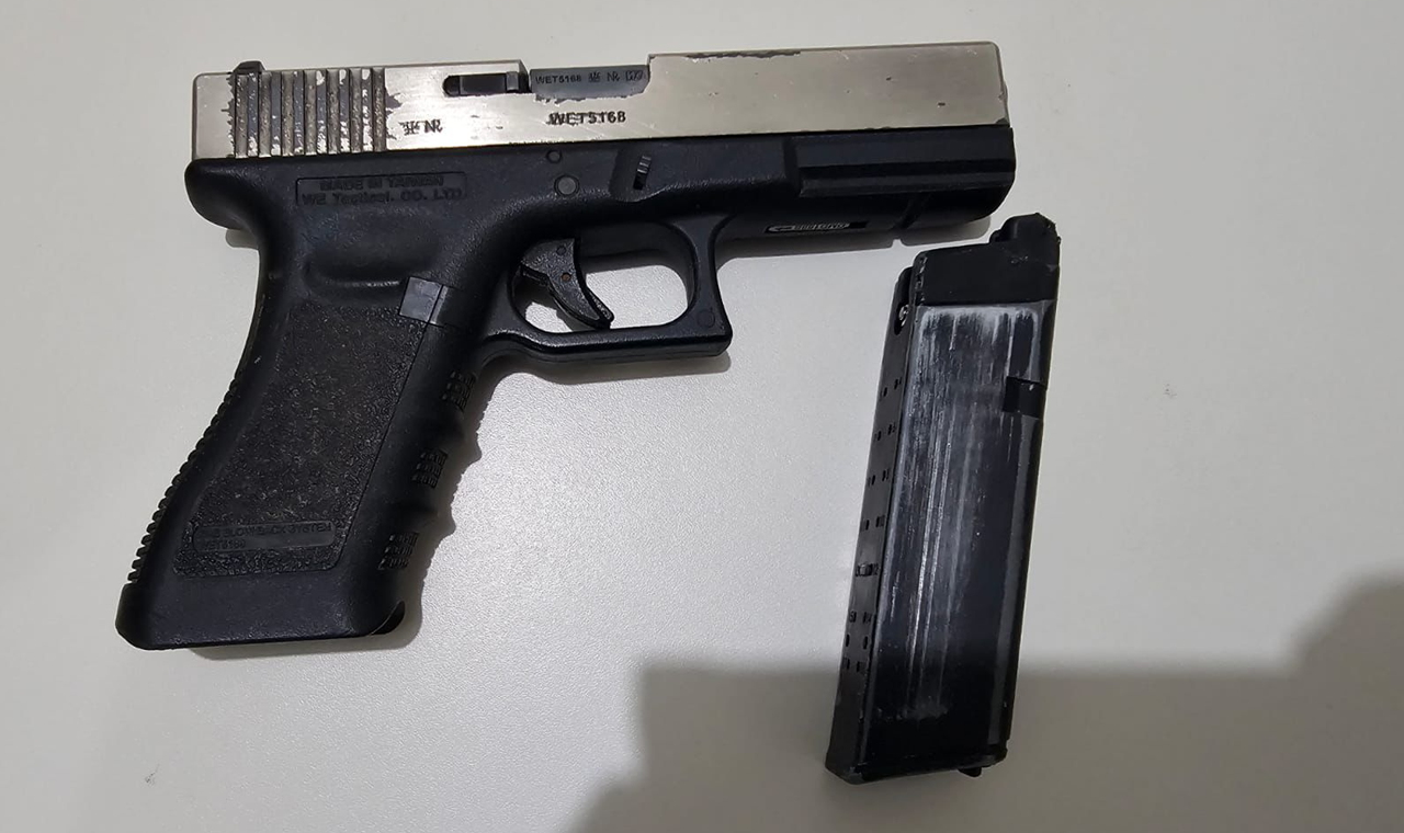 POLÍCIA LOCALIZA ARMA DE AIR SOFT DURANTE MONITORAMENTO EM QUIRINÓPOLIS