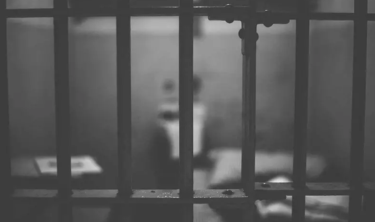 PROCURADO PELA JUSTIÇA É PRESO APÓS MATAR CACHORRO EM QUIRINÓPOLIS