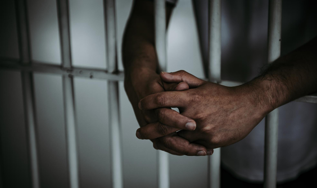 HOMEM É PRESO POR DESCUMPRIR MEDIDA PROTETIVA EM QUIRINÓPOLIS