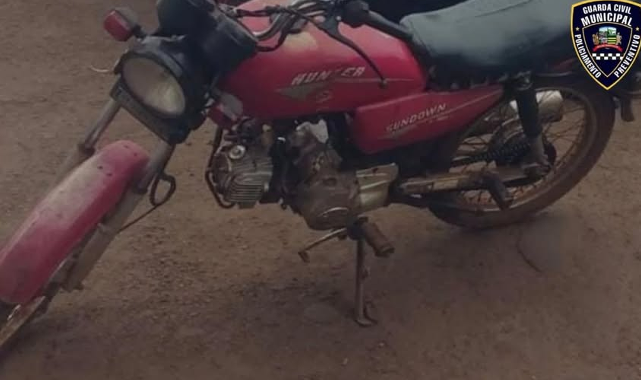 MOTO FURTADA EM RIO VERDE É RECUPERADA PELA GCM EM QUIRINÓPOLIS