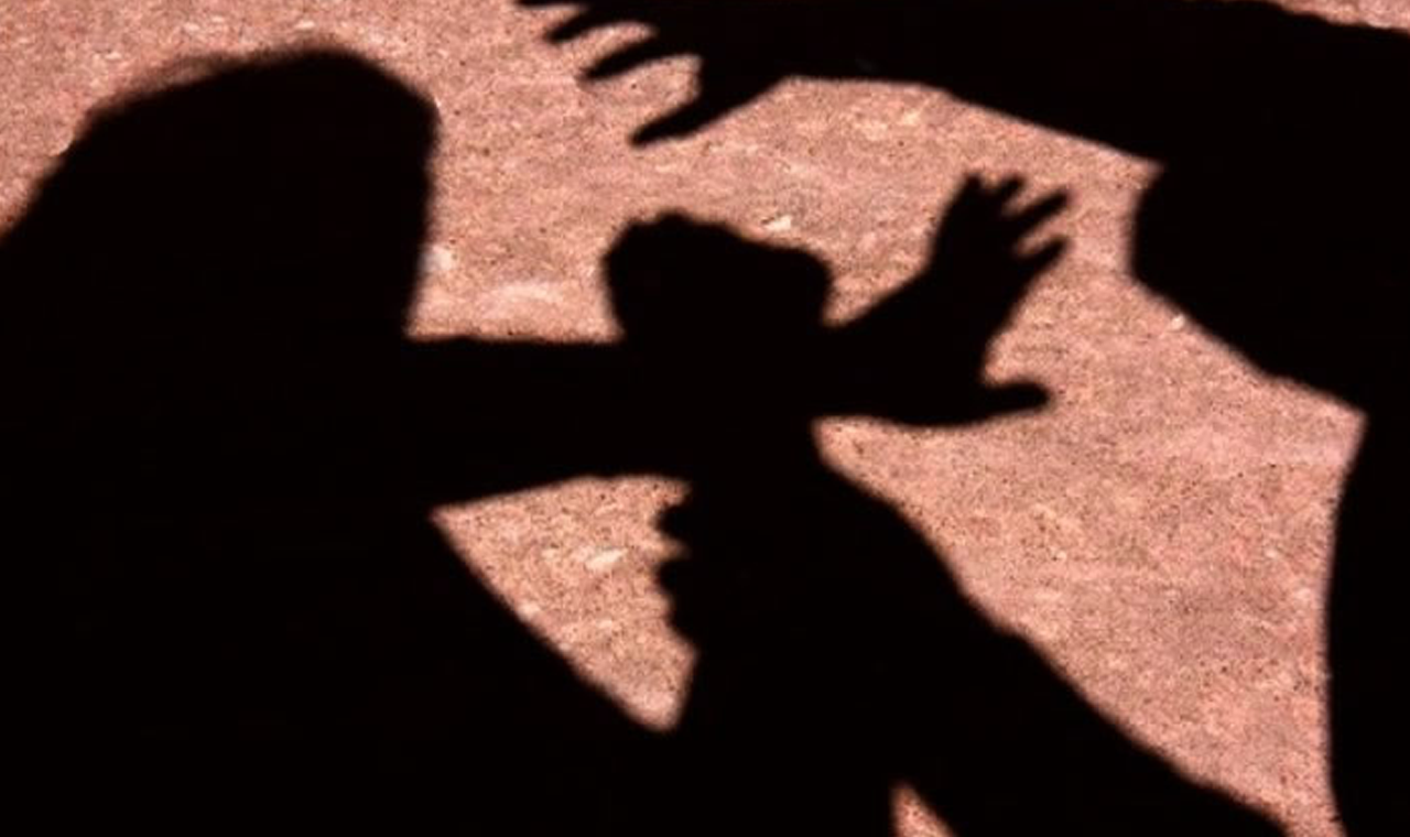 MULHER DENUNCIA AGRESSÕES E FURTO DE CELULAR E MOTOCICLETA EM QUIRINÓPOLIS