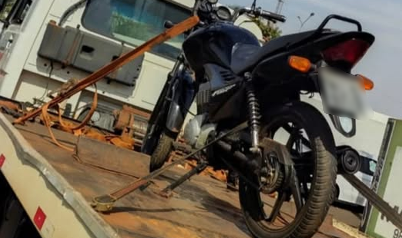 POLÍCIA RECUPERA MOTO FURTADA EM QUIRINÓPOLIS