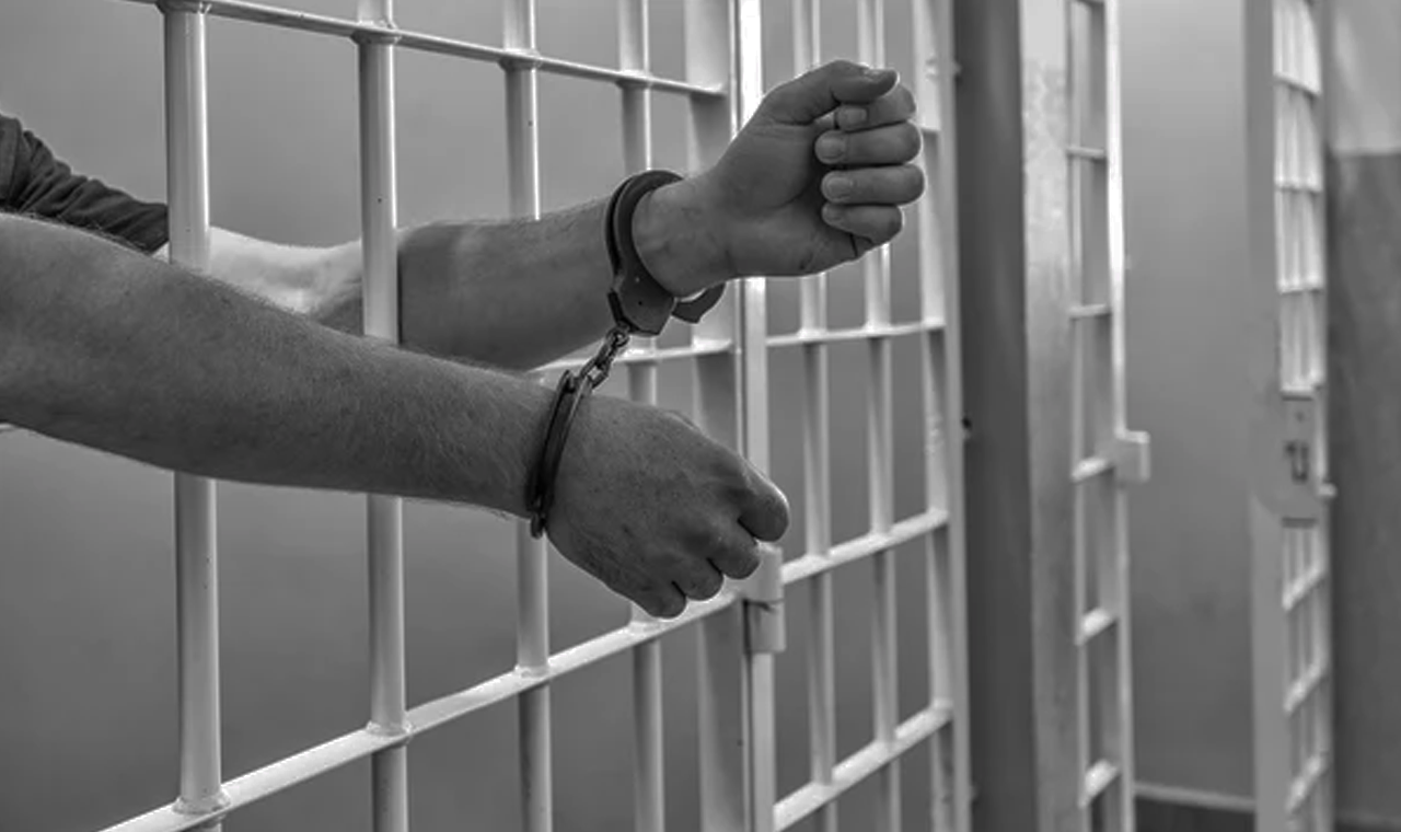 HOMEM É DETIDO POR VIOLÊNCIA DOMÉSTICA E AMEAÇA EM QUIRINÓPOLIS