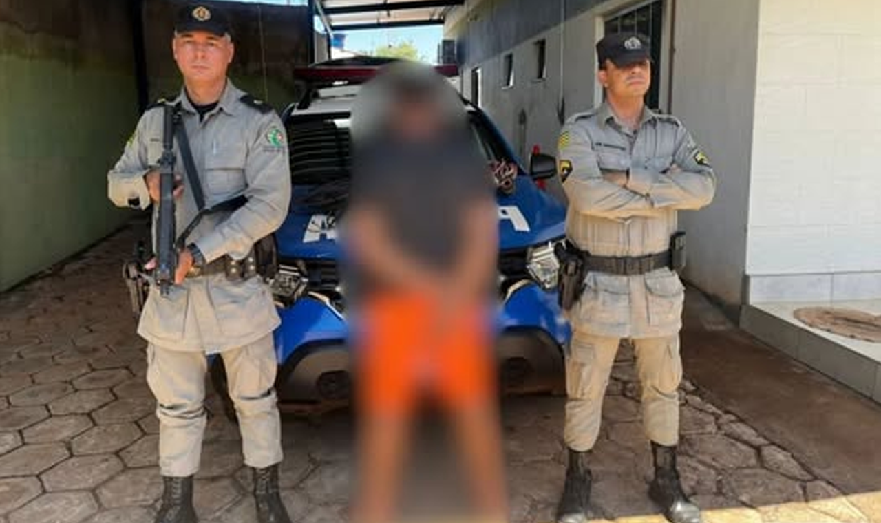 HOMEM É PRESO EM FLAGRANTE APÓS FURTO DE FIOS DURANTE A MADRUGADA EM SÃO SIMÃO