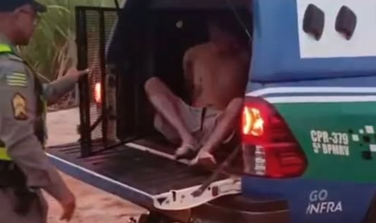 HOMEM QUE FUGIU DO TRIBUNAL DO JÚRI DE QUIRINÓPOLIS É PRESO EM RANCHO ÀS MARGENS DO RIO DOS BOIS