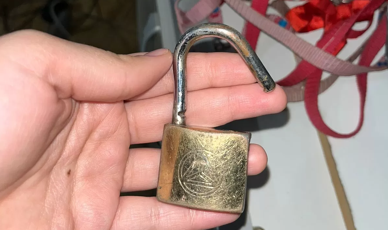 RESIDÊNCIA É ALVO DE FURTO NO BAIRRO SANTANA, EM QUIRINÓPOLIS