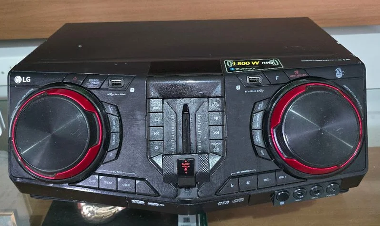 SOM ACIMA DO LIMITE TERMINA COM APREENSÃO DE APARELHO NO CENTRO DE QUIRINÓPOLIS