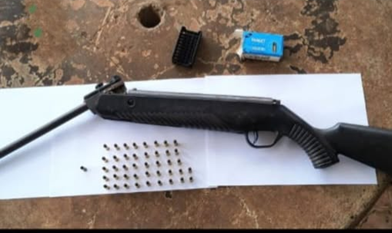 VIOLÊNCIA DOMÉSTICA COM AMEAÇA ARMADA TERMINA COM APREENSÃO DE ARMA EM QUIRINÓPOLIS