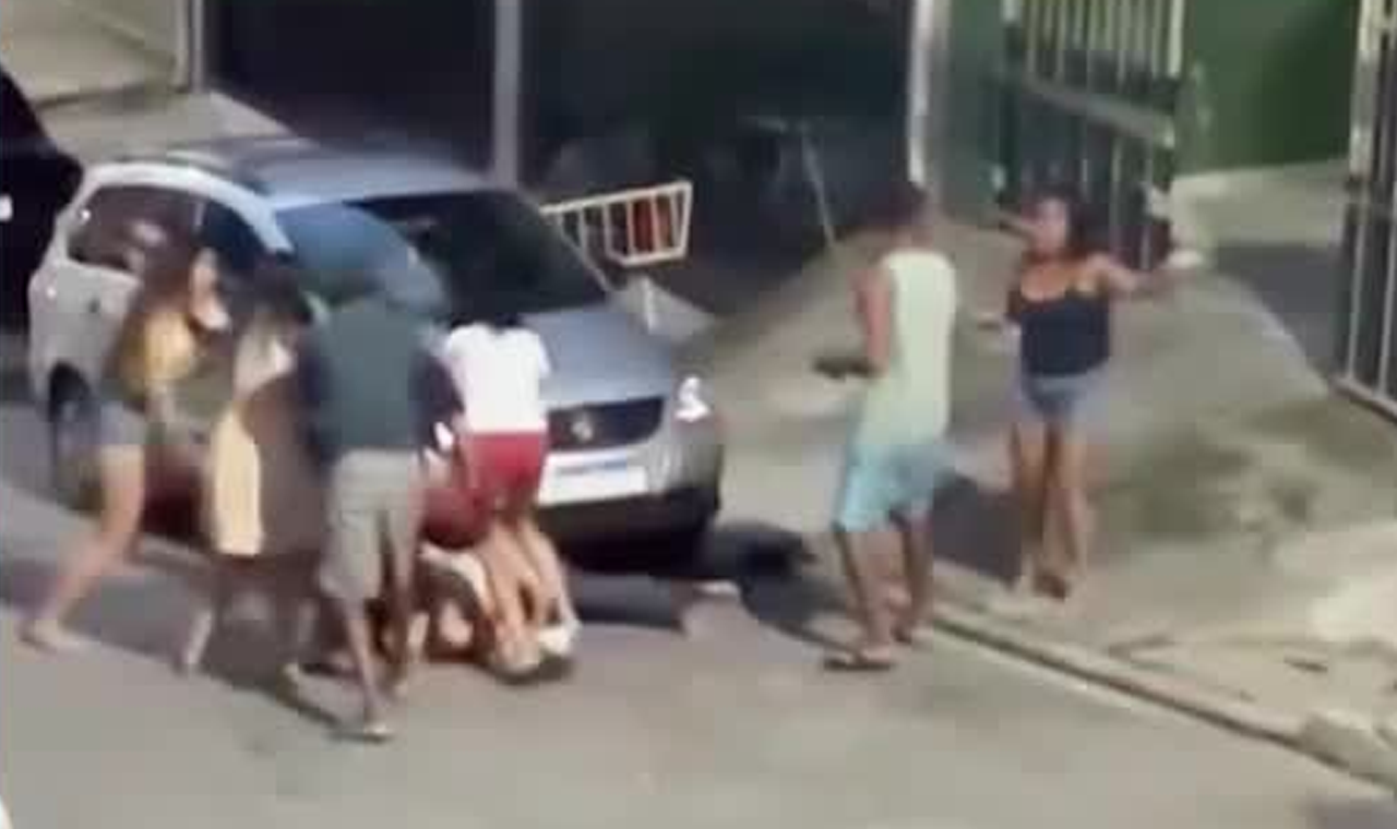 DISCUSSÃO ENTRE VIZINHAS TERMINA EM AGRESSÕES MÚTUAS EM QUIRINÓPOLIS